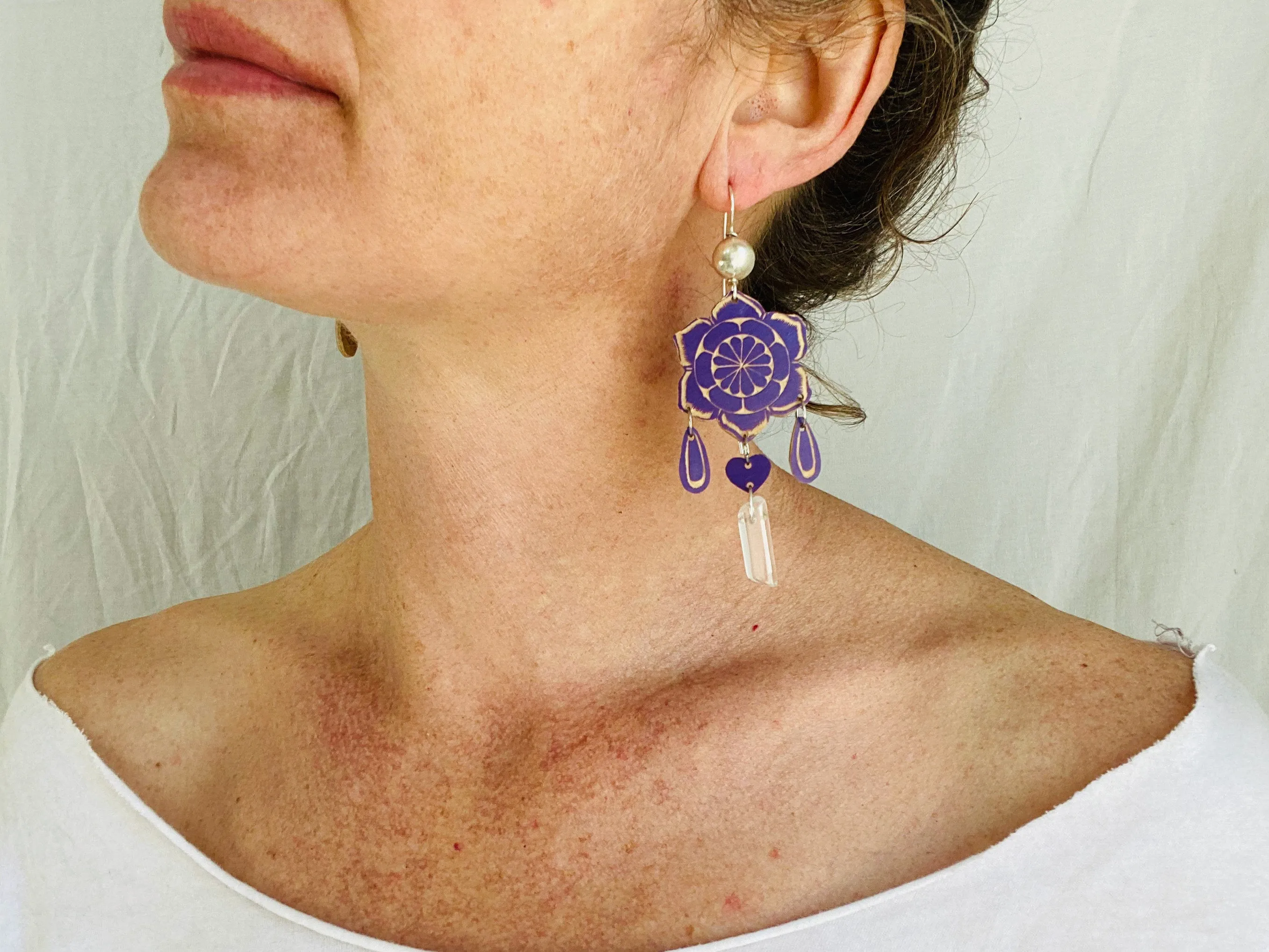 Carved Gourd Earrings. Silver & Quartz Crystal. Oaxaca, Mexico.