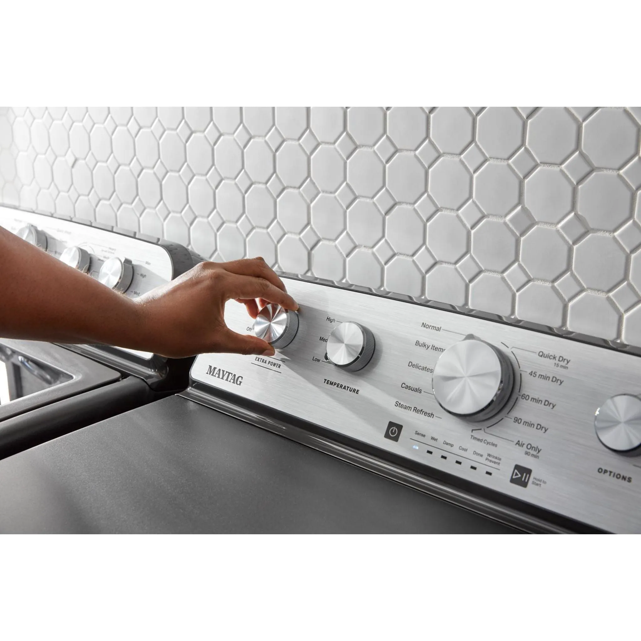 Maytag Top Load Gas Dryer with Steam-Enhanced Cycles - 7.0 cu. ft. (MGD5430PBK)